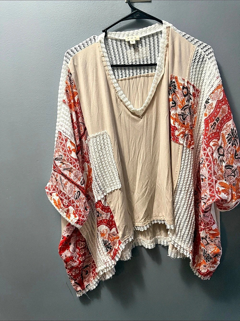 POL Paisley Knit Shrug in White & Red Size Small Like New